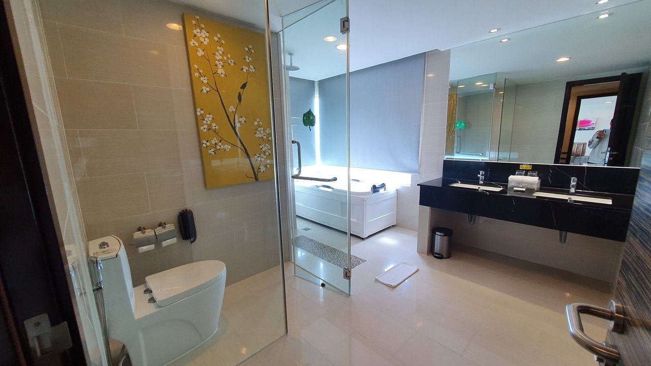 Combo Nha Trang - 3N2Đ - Khách Sạn 5* Havana - Xe Đưa Đón Bay - Tắm Bùn - Skydeck 2 havana 3