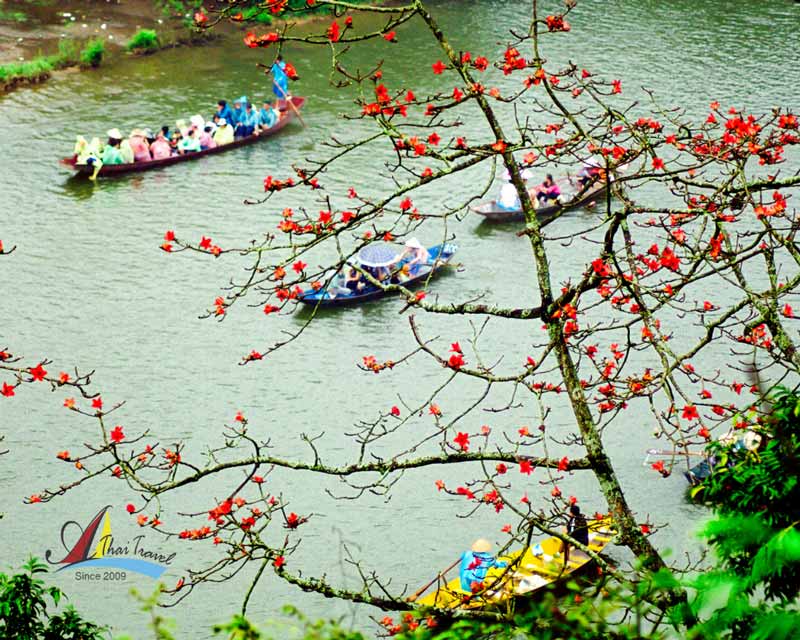 Huong Pagoda is likened to a spiritual paradise Huong Pagoda is likened to a spiritual paradise