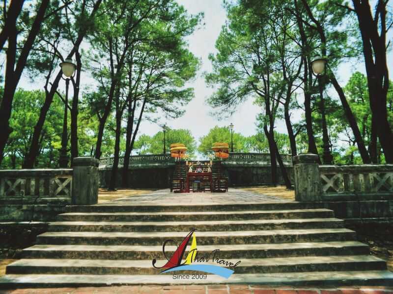 Visit the beauty of Hue Ancient Capital 26 Visit Hue ancient capital in central Viet Nam - the beauty of a thousand years of history