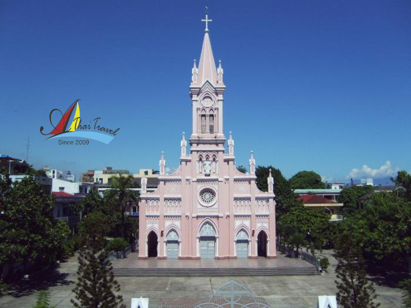 Catholic churches tours in Vietnam in Da Nang provide a great opportunity to explore special religious sites Catholic churches tours in Vietnam in Da Nang provide a great opportunity to explore special religious sites