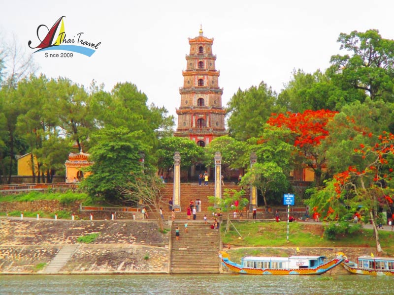 Thien Mu Pagoda is one of Vietnam's oldest and most venerable pagodas Thien Mu Pagoda is one of Vietnam's oldest and most venerable pagodas