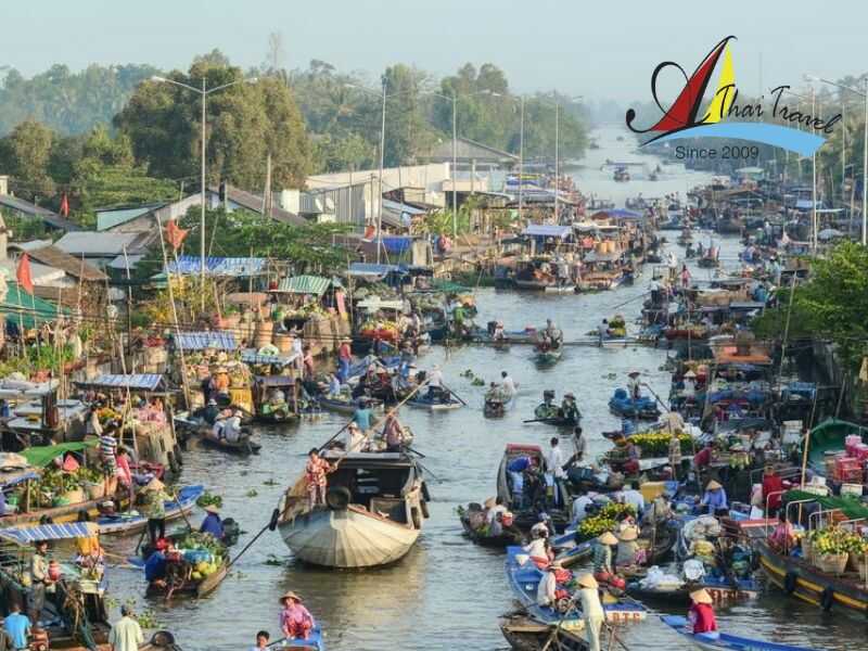 Explore traditional markets in Vietnam 19 Traditional markets tour in Vietnam - A Cultural Expedition