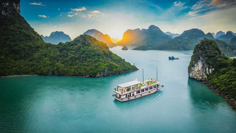 Khám phá vẻ đẹp đảo Cát Bà 12 khamphavedepdaocatba2