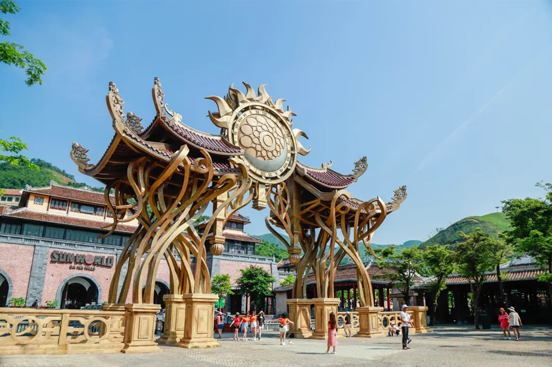 Discover the beauty of Ba Na Hills 11 discoverthebeautyofbanahills3