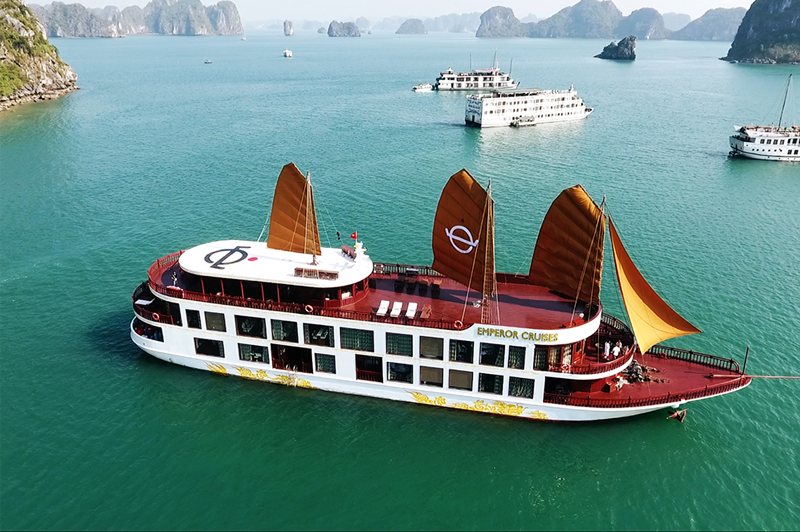 Du thuyền trên vịnh Bái Tử Long 51 duthuyentrenvinhbaitulong