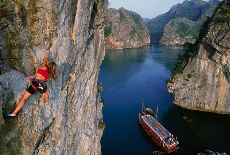Experience of 2 days 1 night cruise in Lan Ha Bay 13