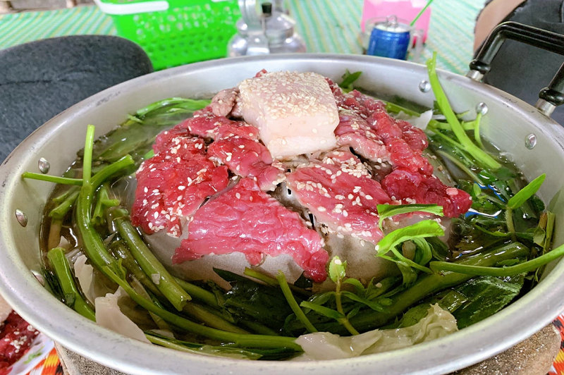 Mountain climbing beef a specialty of An Giang 6 mountainclimbingbeefaspecialtyofangiang