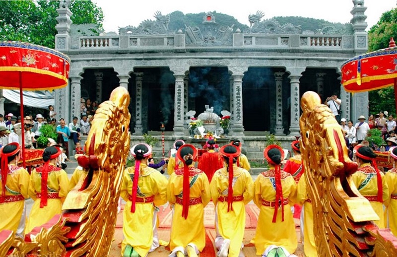 Những lễ hội du xuân ở Ninh Bình 11