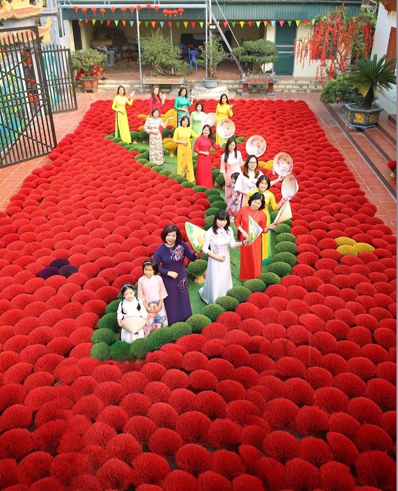 Visiting the incense making village of Quang Phu Cau 9 visitingtheincensemakingvillageofquangphucau3