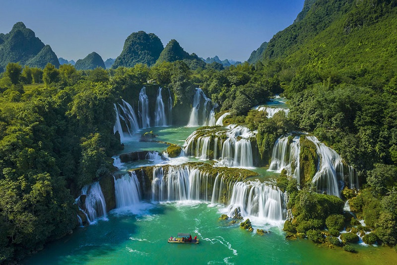 When is the best time to visit Ban Gioc waterfall 16 whenisthebesttimetovisitbangiocwaterfall3