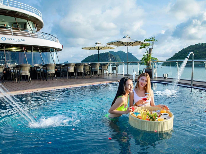 5 star Halong cruise with swimming pool 12 5starhalongcruisewithswimmingpool3