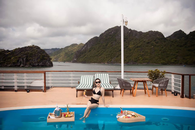 5 star Halong cruise with swimming pool 13 5starhalongcruisewithswimmingpool4