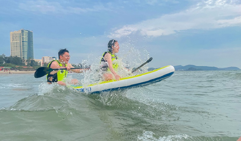 Chèo thuyền Sup biển Mân Thái 10 cheothuyensupbienmanthai4