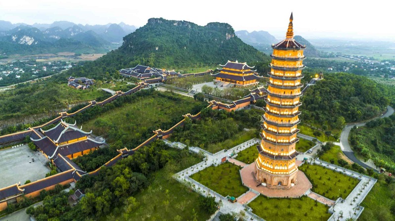 Đi du lịch Ninh Bình tháng 8 có gì đẹp 12 didulichninhbinhthang8cogidep4