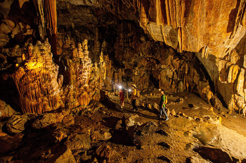 Discover the beauty of Van Trinh cave Ninh Binh 15 discoverthebeautyofvantrinhcaveninhbinh20