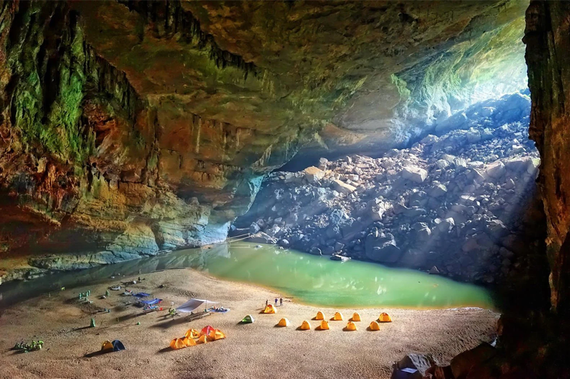 Khám phá hang động Quảng Bình 8 khamphahangdongquangbinh