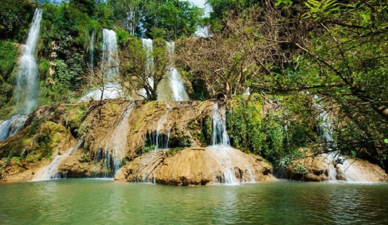 Thác Dải Yếm Mộc Châu 7 thacdaiyemmocchau2