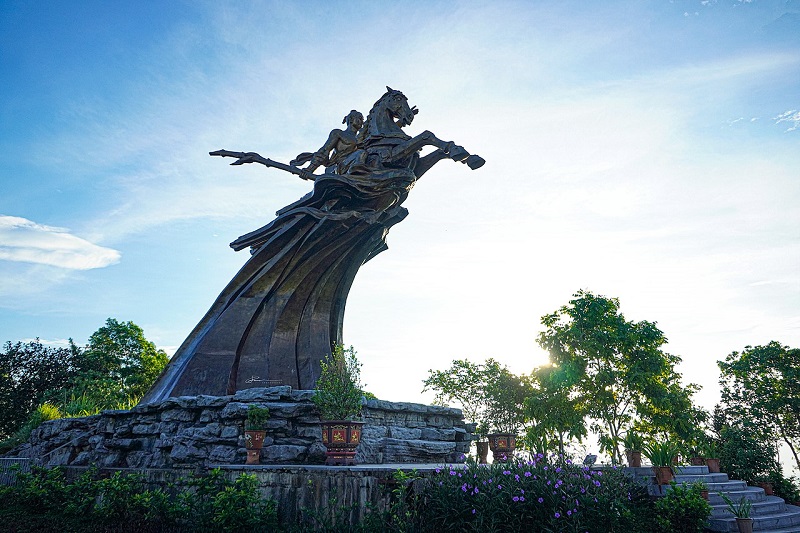 Top 10 tourist attractions in the suburbs of Hanoi 14 top10touristattractionsinthesuburbsofhanoi5