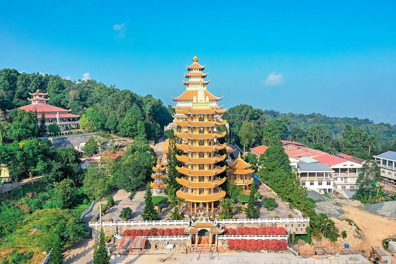 Trải nghiệm săn mây tắm suối tại Núi Cấm 7 trainghiemsanmaytamsuoitainuicam1
