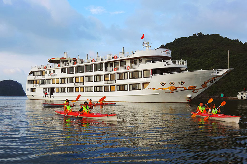 When is the best time to go on a cruise in Ha Long 97 whenisthebesttimetogoonacruiseinhalong