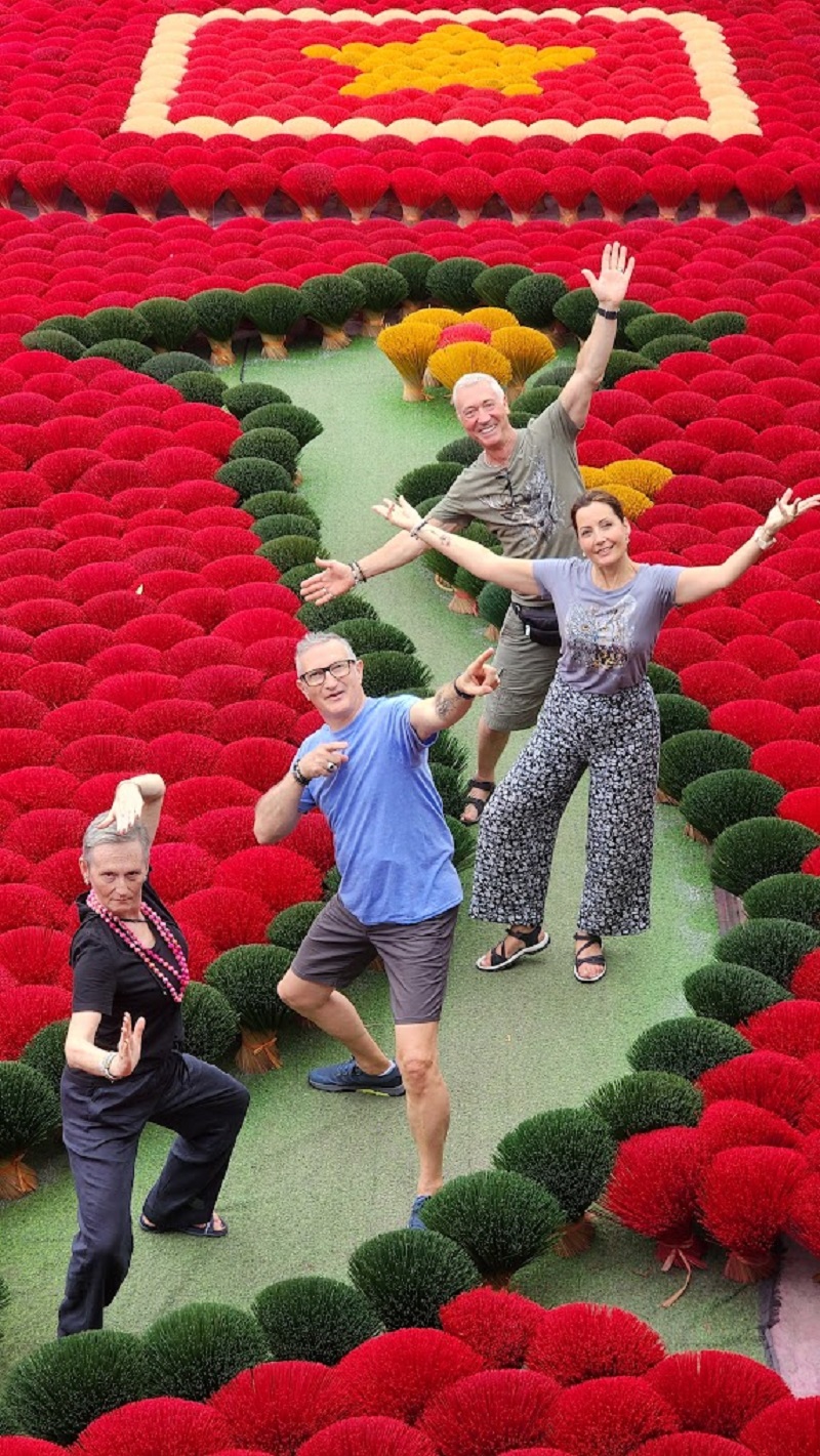 Quang Phu Cau Incense Village 1 Day Tour 2 quangphucauincensevillage1daytour3