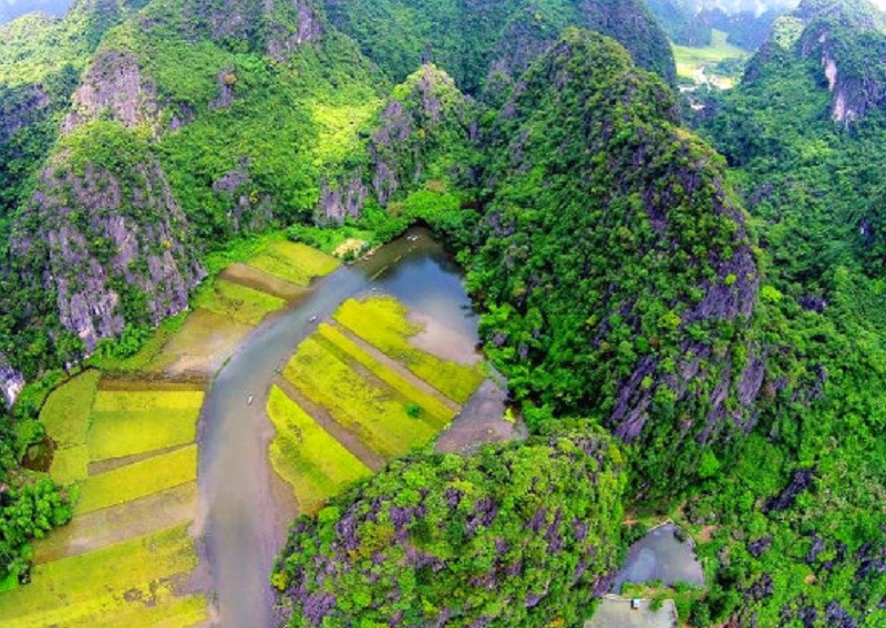 Trang An Ninh Binh which season is the best to visit 10 tranganninhbinhwhichseasonisthebesttovisit1