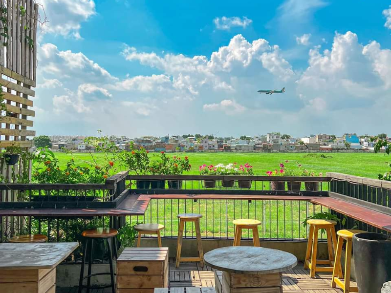 Ngắm nhìn máy bay từ Nóc Rooftop 11 ngamnhinmaybaytunocrooftop