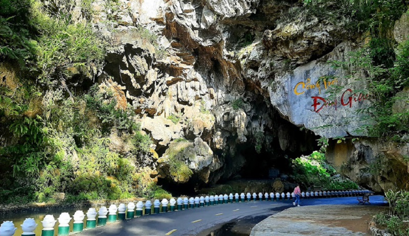 Visit Dong Giang Heaven Gate 11 visitdonggiangheavengate2