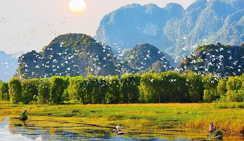 What is beautiful about Ninh Binh tourism in November 14 whatisbeautifulaboutninhninhtourisminnovember1