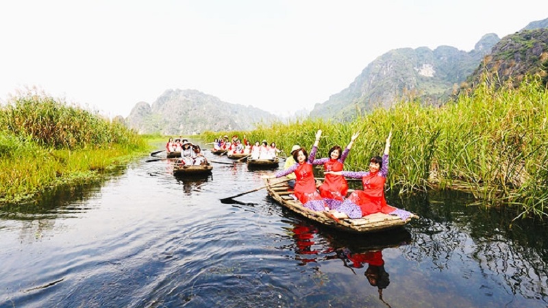 What is beautiful about Ninh Binh tourism in November 13 whatisbeautifulaboutninhninhtourisminnovember3