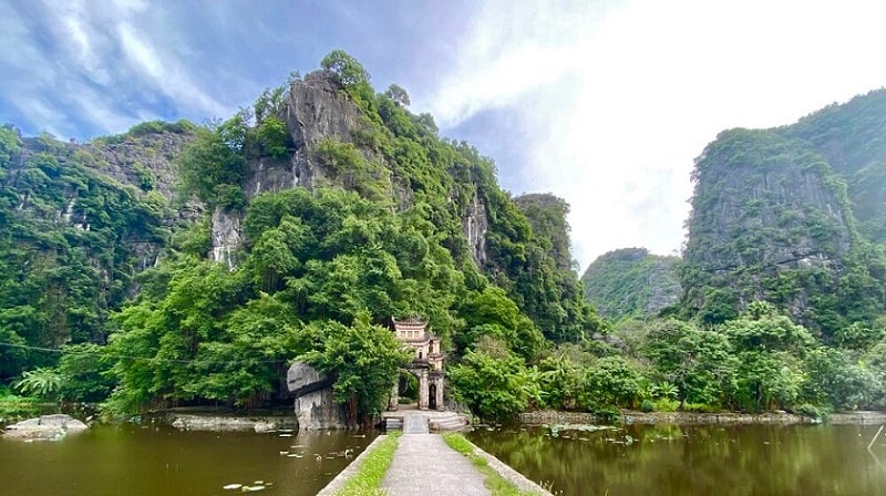 What is beautiful about Ninh Binh tourism in November 17 whatisbeautifulaboutninhninhtourisminnovember6