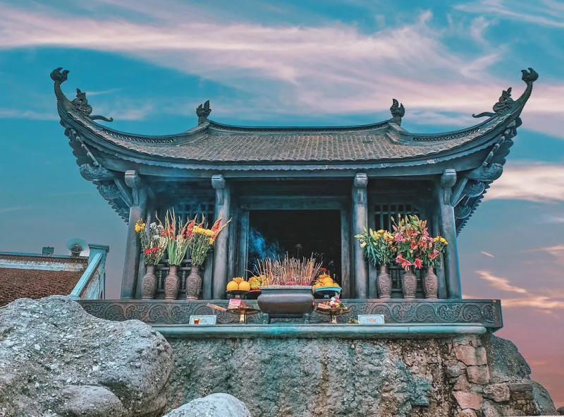 Tham quan Chùa Đồng Yên Tử 9 thamquanchuadongyentu2