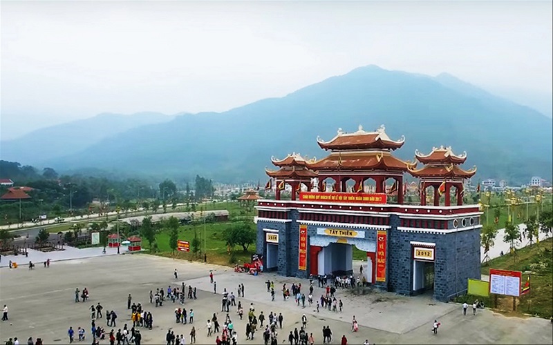 tourtay thientamdao1ngay