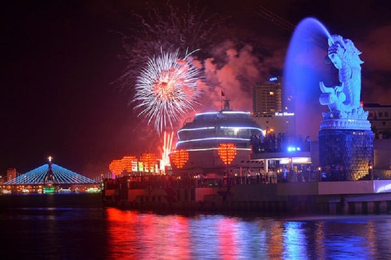 Experience of traveling to Da Nang on April 30 for first-time travelers 7