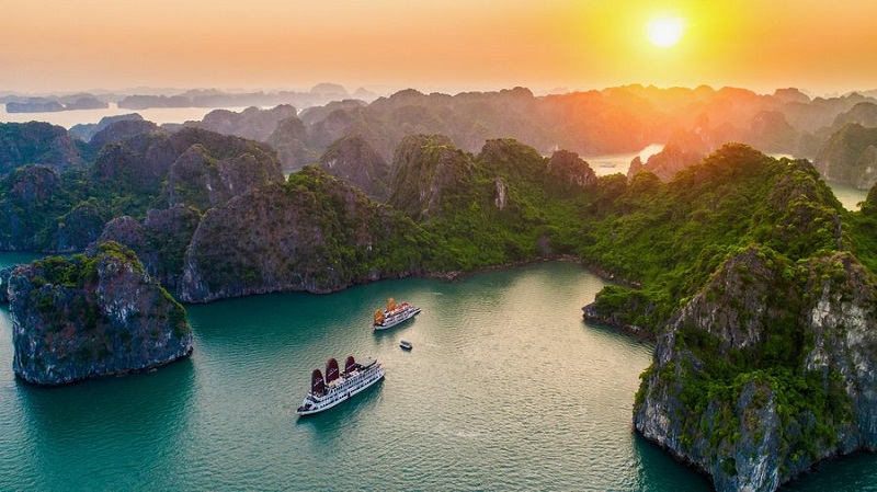 Thời gian đẹp nhất để đi du thuyền Hạ Long 35 thoigiandepnhatdediduthuyenhalong