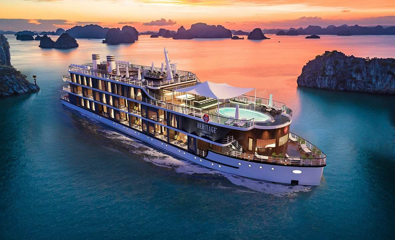 Thời gian đẹp nhất để đi du thuyền Hạ Long 7 thoigiandepnhatdediduthuyenhalong1