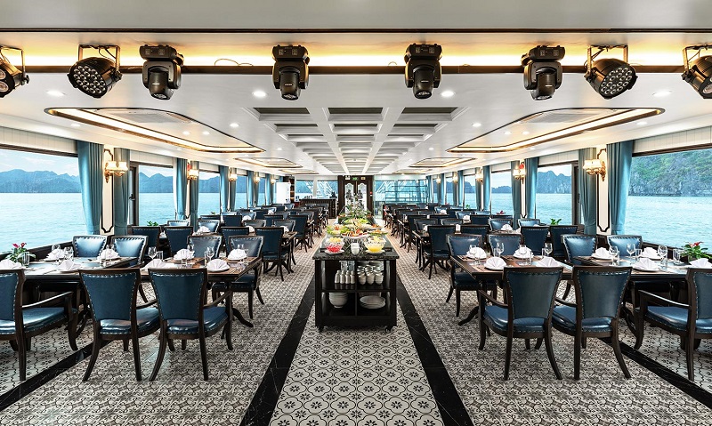 Thưởng Thức Tiệc Buffet Tối Trên Du Thuyền Hạ Long 2 thuongthuctiecbuffettoitrenduthuyhalong4