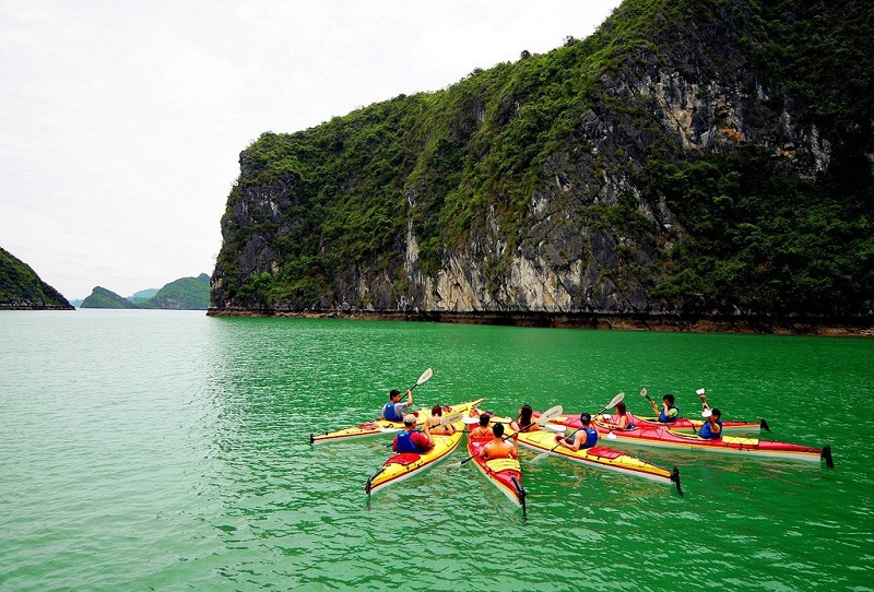 Bai Tu Long Bay Cruise 9 baitulongbaycruise3