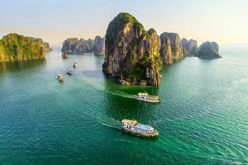 Ha Long travel experience in May 25