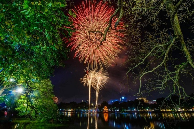 Hanoi Fireworks Festival 9 hanoifireworksfestival1