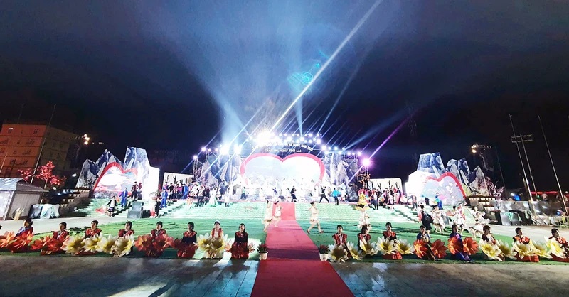 Lễ hội Chợ Phong Lưu Khâu Vai 19 lehoichophongluukauvai