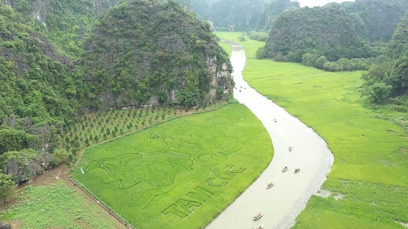 Ninh Binh Tourism in April 13 ninhbinhtourisminapril3