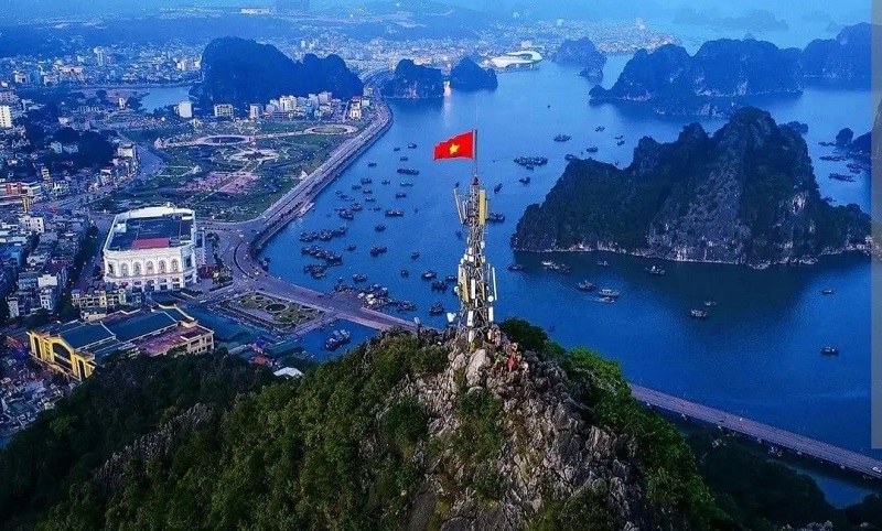 Top 10 điểm du lịch Hạ Long hút khách 16 top10diemdulichhalonghutkhac5