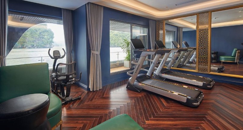 Activities on Ha Long cruise 25 activitiesonhalongcruise10