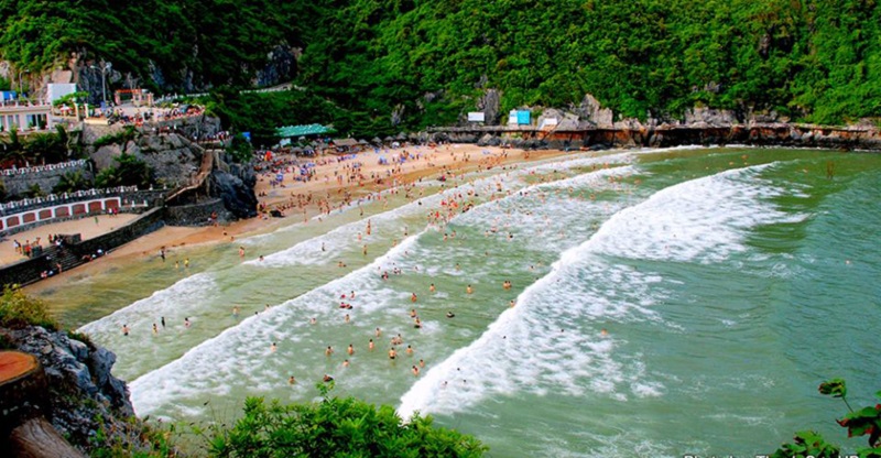 Top 7 bãi tắm hút khách trên đảo Cát Bà 8 top7baitamhutkhachtrendaocatba