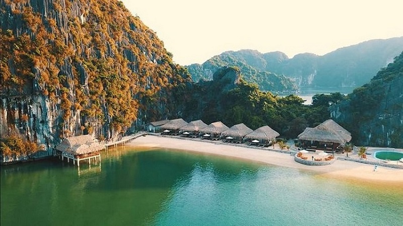Top 7 bãi tắm hút khách trên đảo Cát Bà 10 top7baitamhutkhachtrendaocatba2