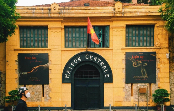 Hoa Lo Prison