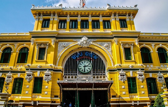 HO CHI MINH CITY TOUR AND CU CHI TUNNELS ONE DAY TOUR