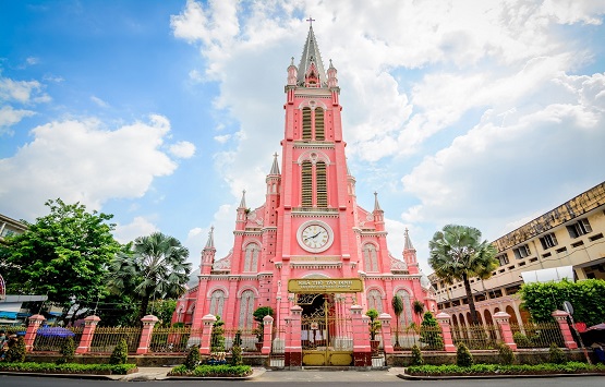 SAIGON ICONIC SIGHTSEEING TOUR