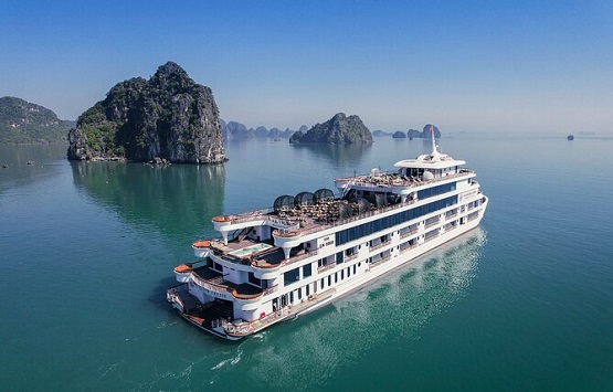 AMBASSADOR DAY CRUISE – HALONG BAY